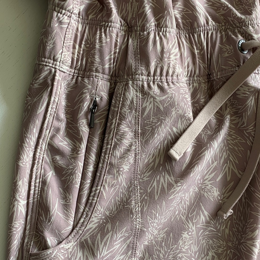 Patagonia Fleetwith Dress Size Small Miconia: Stingray Mauve Print - Picture 5 of 9